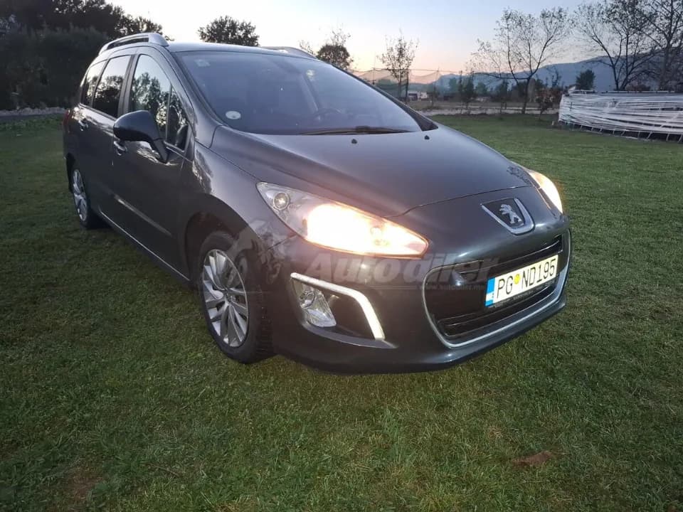 prodajem , 2013, Podgorica – polovni automobil na prodaju