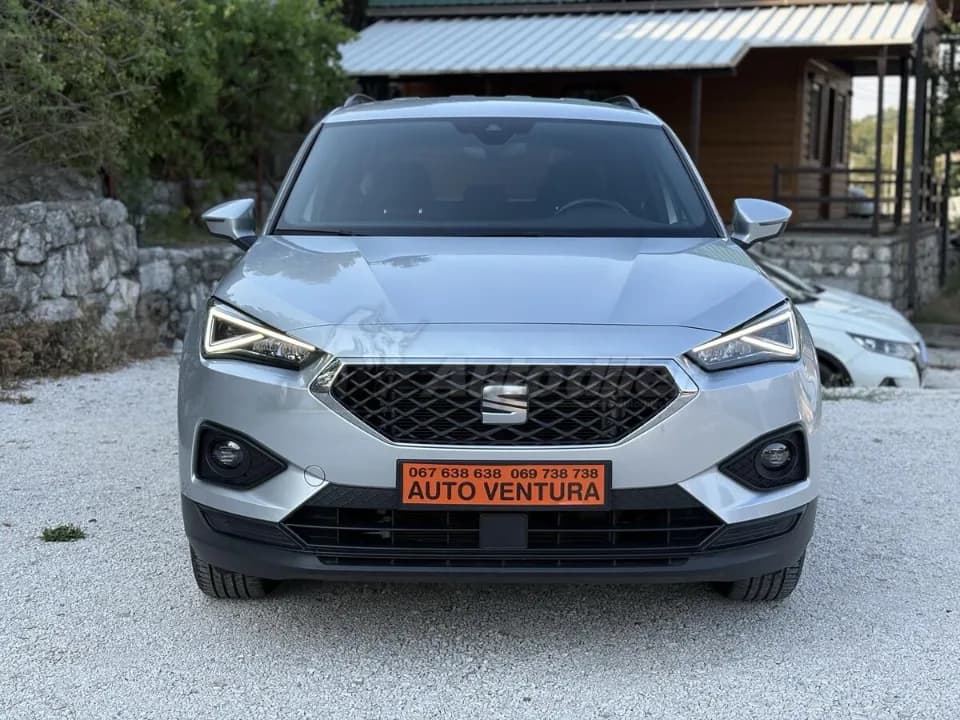 prodajem automobil, 2023, Cetinje – polovni automobil na prodaju