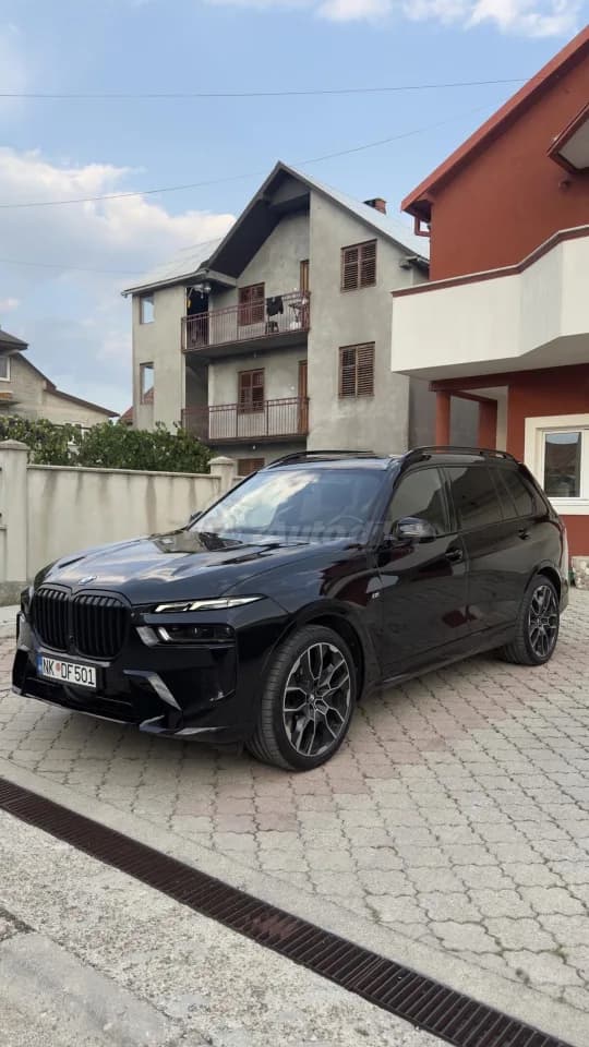 BMW X7 40d, 2022, Nikšić – polovni automobil na prodaju